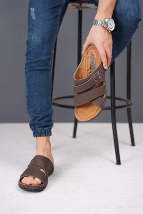 صندل مردانه