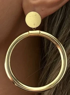 گوشواره نیکتا