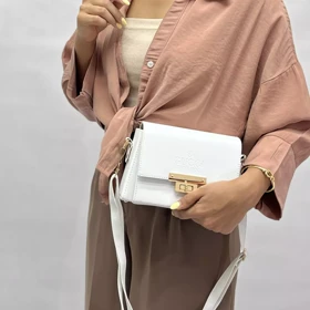 کیف زنانه صندوقی گوچی 00103112673622
