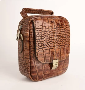 کیف دوشی چرم طبیعی قفل دار عسلی