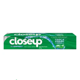 خمیر دندان نعنا و طراوت بخش کلوس آپ مدل حجم 50 میلی لیتر