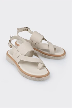 صندل اسپرت زنانه اله elle