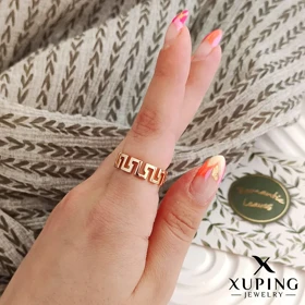 انگشتر رینگ ورساچه ژوپینگ، ظرافت و درخشش بی نظیر Xuping