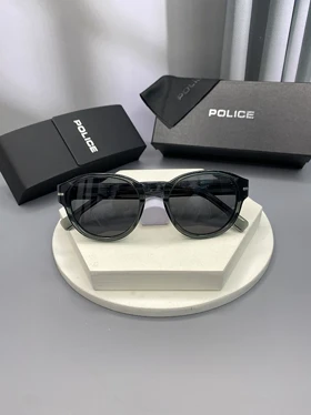 خرید عینک آفتابی Police مدل 8733 محافظت UV400، عدسی پلاریزه و طراحی سبک روزمره