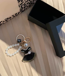 آویز کیف چارم lady جعبه دار