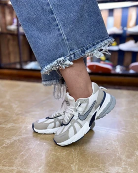 کتانی زنانه نایکی V2K (وی تو کی آلما)