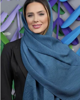 شال پلیسه نخی منگوله‌دار