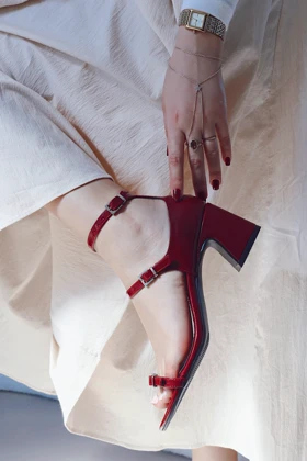 کفش پاشنه‌بلند کلاسیک زنانه polka-store polka-store