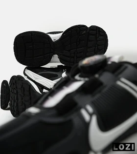 کفش کتانی بچه گانه مشکی سفید Nike VaporMax
