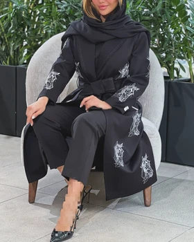 مانتو گلدوزی