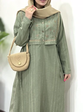 پیراهن مانتویی گلدوزی آیسو گلاره