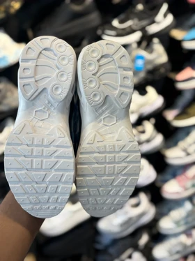 کتانی زنانه نایک تی ان