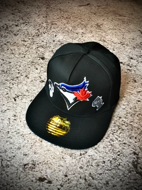 کلاه کپ بک فیت مستر کوالیتی وارداتی FIFTY 59 مدل Toronto Blue Jays _ تمام مشکی
