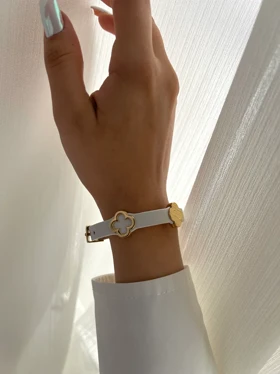 دستبند چرم سفید طرح ونکلیف شیک و خاص