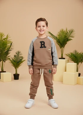 بلوز شلوار پسرانه طرح R رنگ قهوه ای کد 258