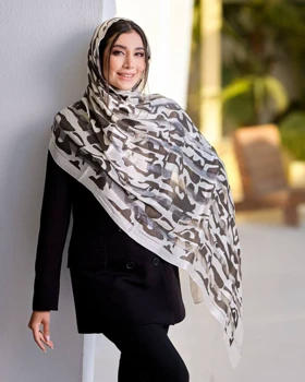 شال ابریشم میله ای 20264 BURBERRY