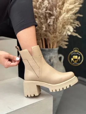 نیم بوت طبی زنانه اسپرت و مجلسی پاشنه‌دار