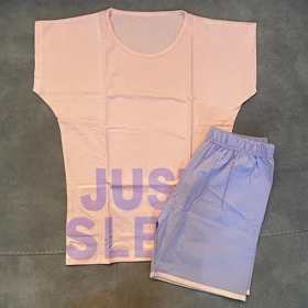 ست راحتی تیشرت و شورتک زنانه