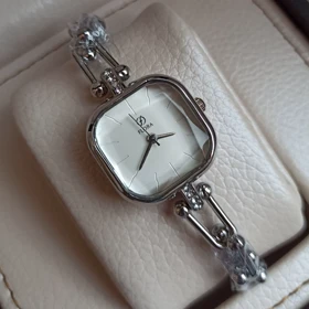 ساعت مچی زنانه فلورا بند مدل تیفانی صفحه سفید