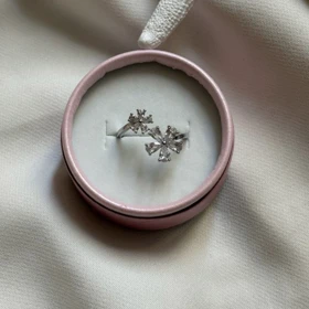 انگشتر مینیمال