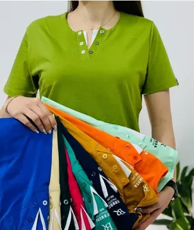 تیشرت یقه دکمه