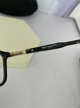 عینک طبی هوگو باس D1502