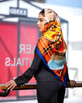 روسری ساتن