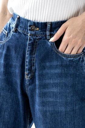 شلوار جین نیم بگ پشت کش زنانه