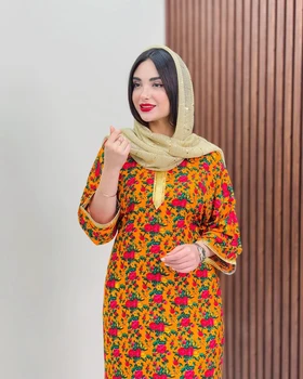 پیراهن گل‌گلی