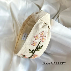 تل گره‌ای گلدوزی شده