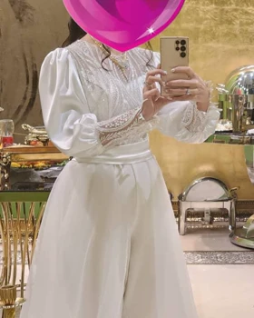 پیراهن دنباله حریر