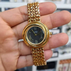 ساعت مچی زنانه کارتیر Cartier موتور کوارتز باکیفیت و طراحی زیبا