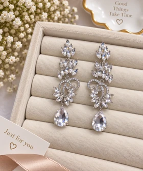 گوشواره جواهری عروس فول نگین کد 004 سایزکوچک رنگ سفید