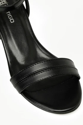 صندل زنانه بوتیگو butigo