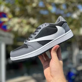 کفش روزمره نایکی مدل تراویس اسکات با بند اضافی مشکی طوسی کیفیت عالی