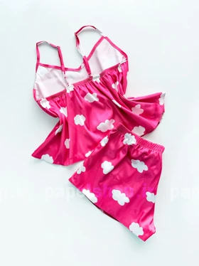 ست لباس خواب تاپ و شورتک ساتن طرح ابر