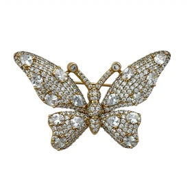 گل سینه زنانه ژوپینگ مدل اوریل فلای طرح پروانه نگین‌دار با جلوه طلایی