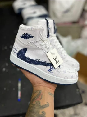 نایک ایرجردن لویی ویتون ٖ limited edition Louis Vuitton