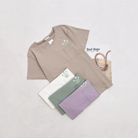 تیشرت زنانه تک جیب گل چاپی