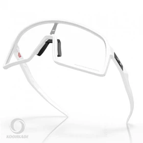 عینک ورزشی فتوکرومیک اوکلی OAKLEY SUTRO