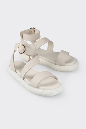 صندل اسپرت زنانه اله elle