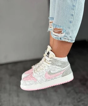 کتانی نایکی ساق‌دار