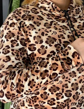 ست هودی و شلوار مخمل پلنگی کد : 09002B
