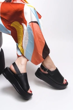 صندل زنانه ریکان riccon