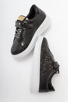 کفش پیاده روی بچگانه mnpc mnpc