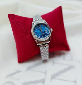 ساعت مچی رولکس Rolex زنانه رنگ صفحه آبی بدنه تمام نقره‌ای
