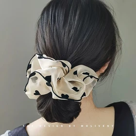 اسکرانچی شیشه‌ای مخمل برجسته