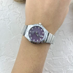 ساعت مچی زنانه با طرح خاص امگا، شیک و جذاب