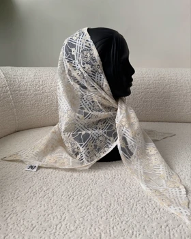 روسری ساتن