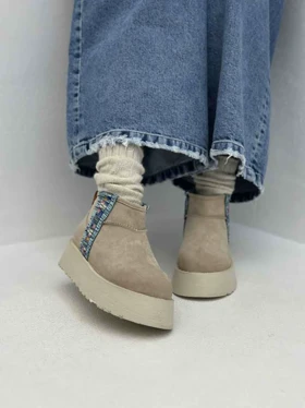 UGG بغل نوار